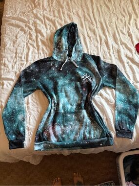 Galaxy Print Hooded Pullover Sweatshirt - Teal/Black